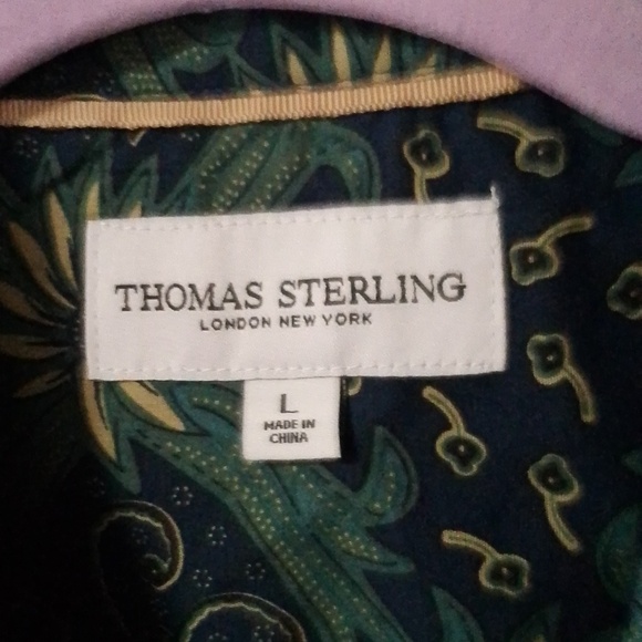 NWOT Thomas Sterling Aloha Shirt - Picture 3 of 5